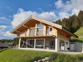 Alpine Dream Chalet with Spa close to Lake Geneva